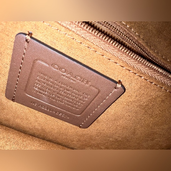 COACH Morgan Shoulder Bag With Jumbo Floral Print - Picture 11 of 12